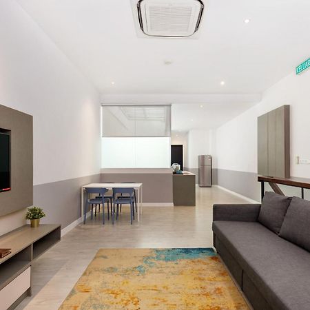 Hutton Suite Hotel Managed By The Ascott Limited George Town Exterior photo