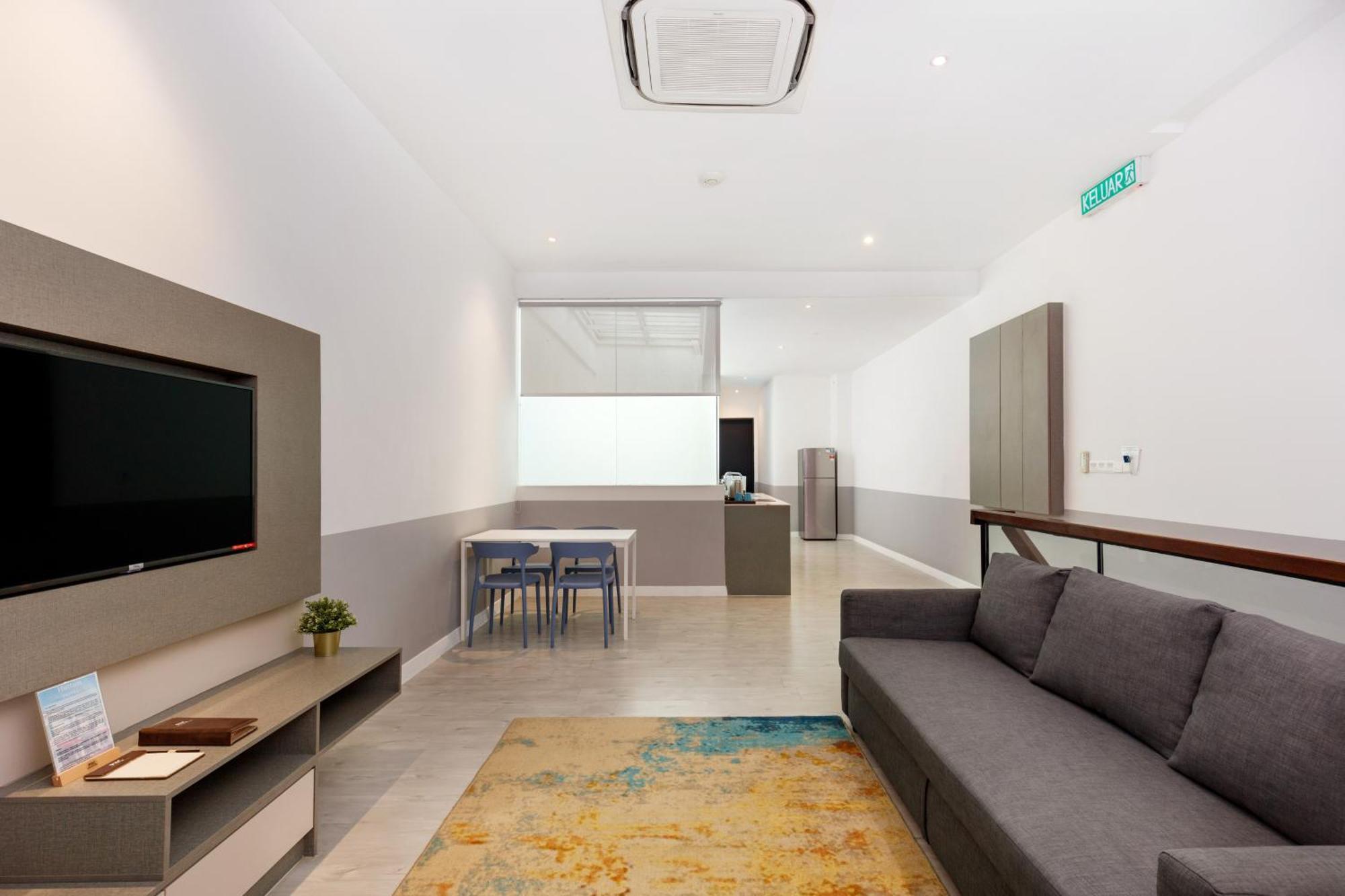 Hutton Suite Hotel Managed By The Ascott Limited George Town Exterior photo